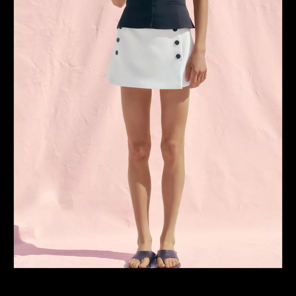 Zara White Skort with Black Button Accents high waisted